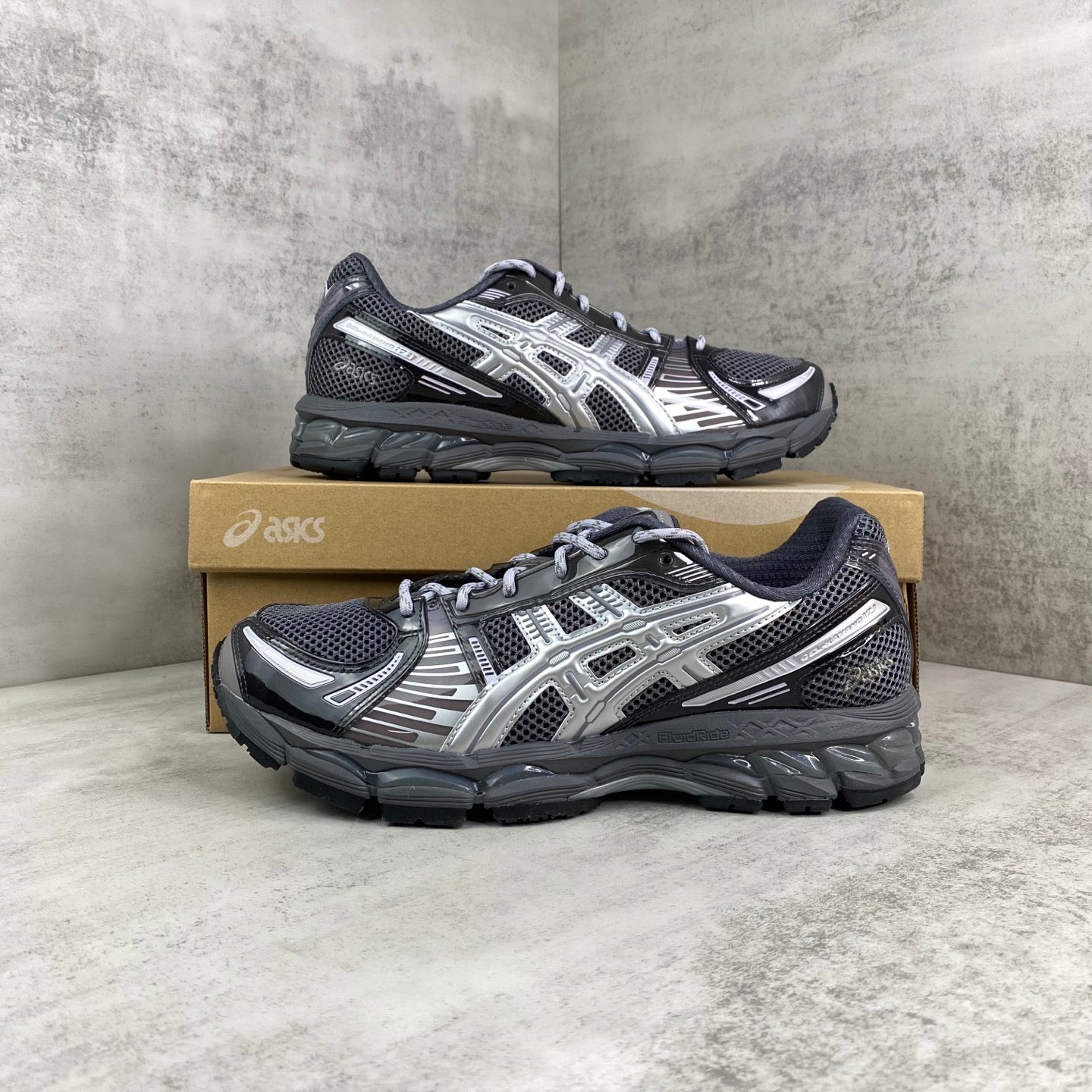 KITH x ASICS GEL-KAYANO 12.1