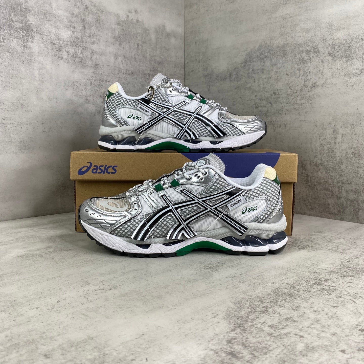 INVINCIBLE x ASICS GEL-NIMBUS 10.1