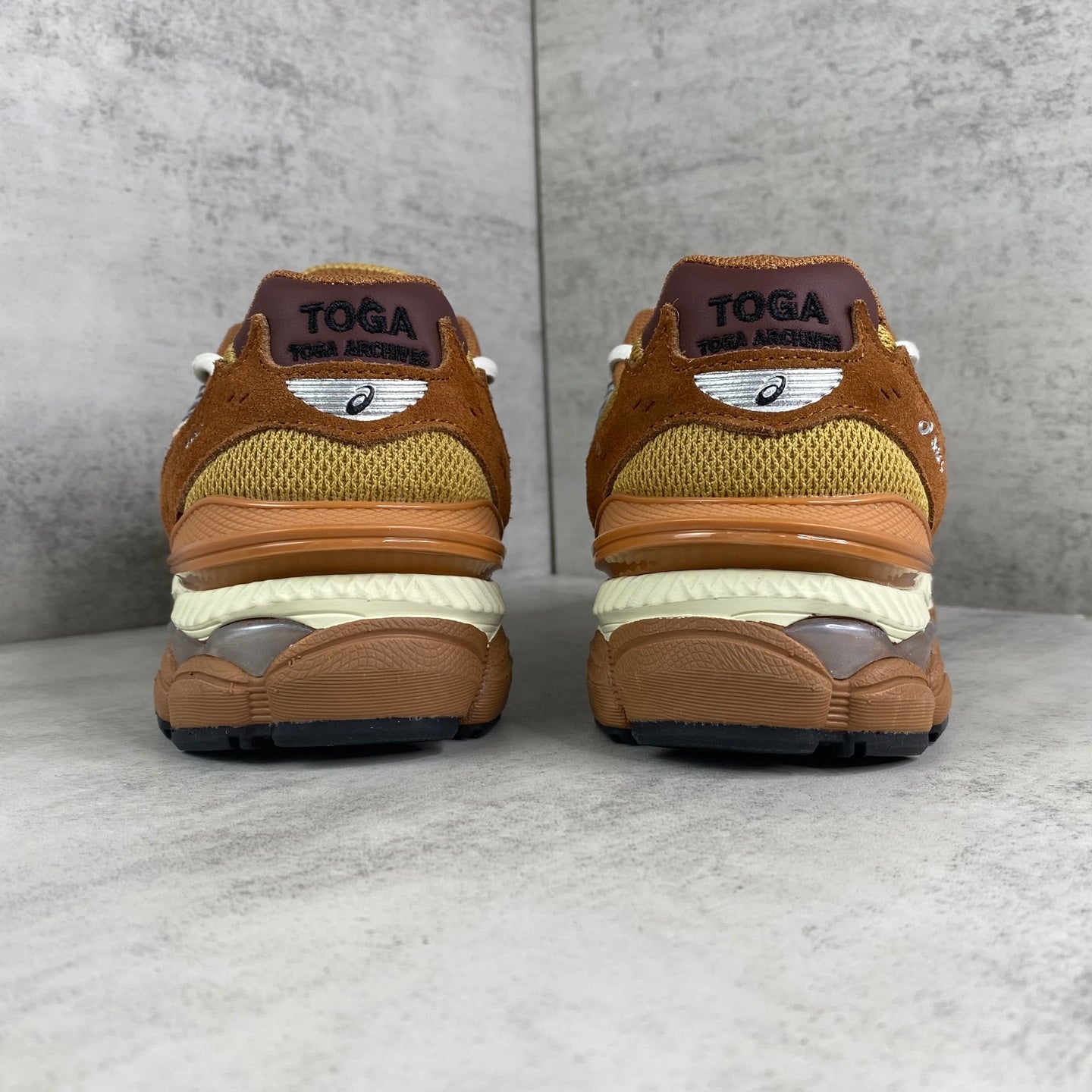 TOGA x ASICS GEL-CUMULUS 16