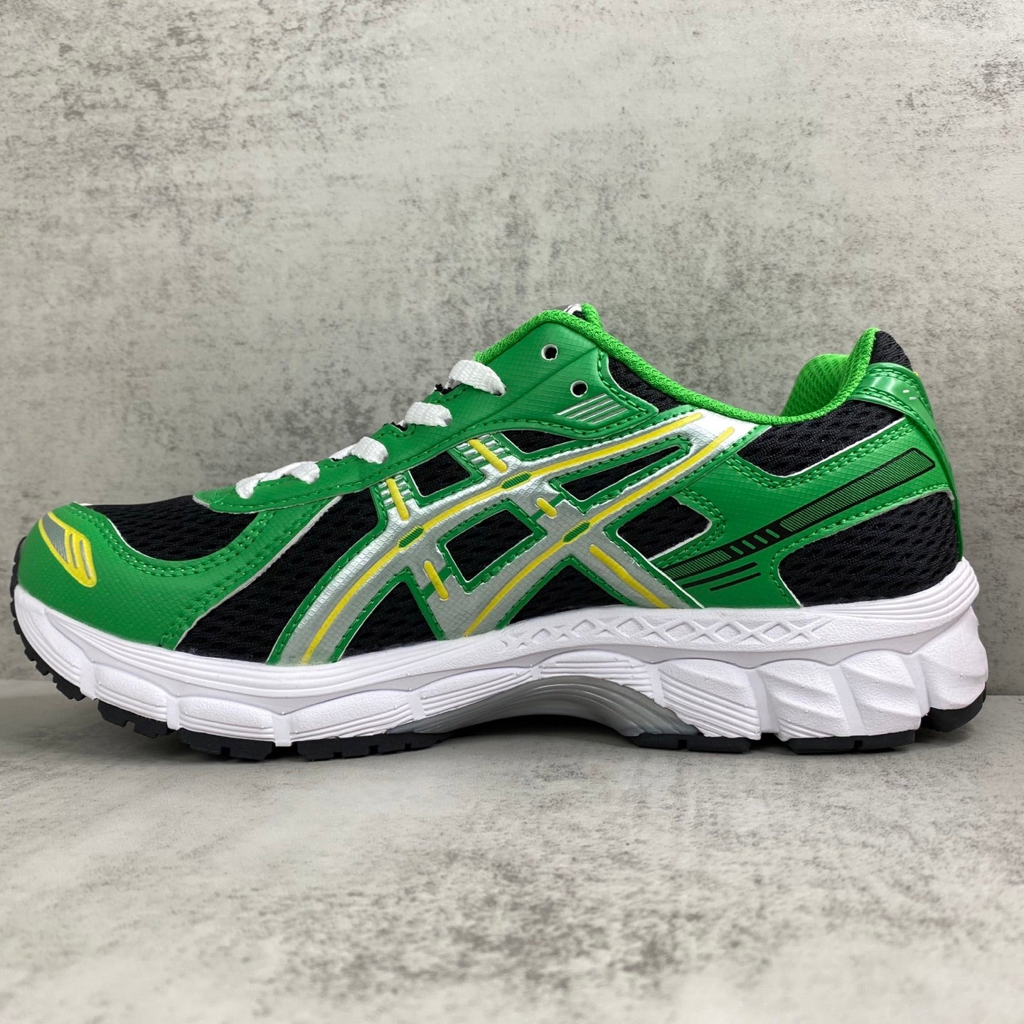 ASICS GEL-NIMBUS 12.1