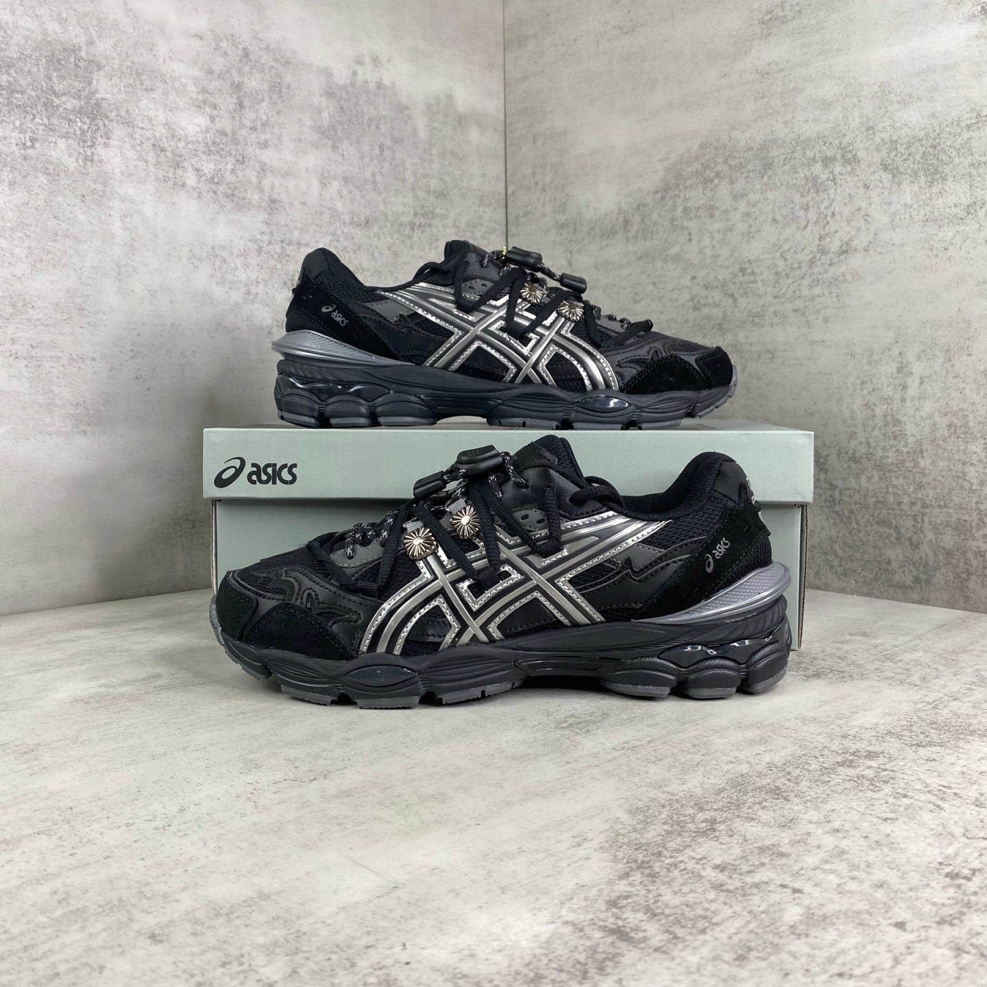 TOGA x ASICS GEL-CUMULUS 16