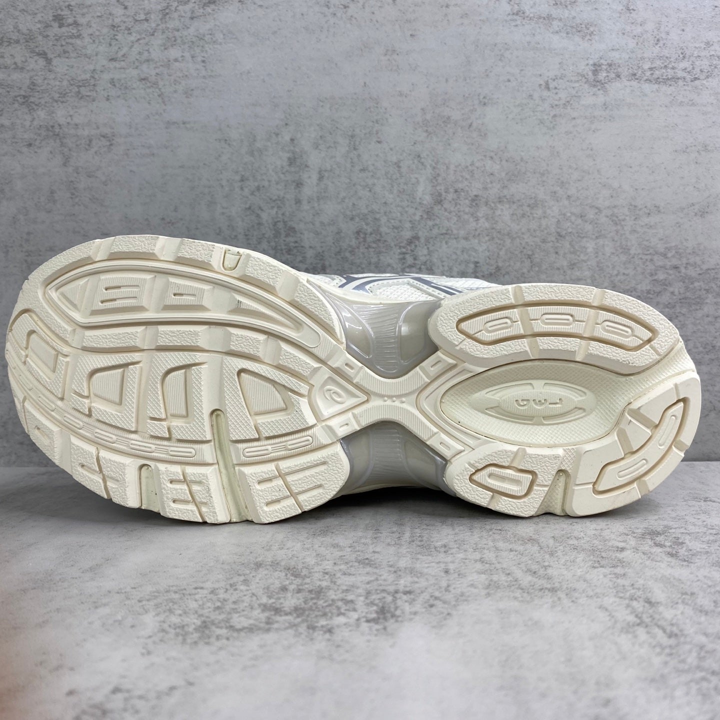 ASICS TIGER GEL-1130