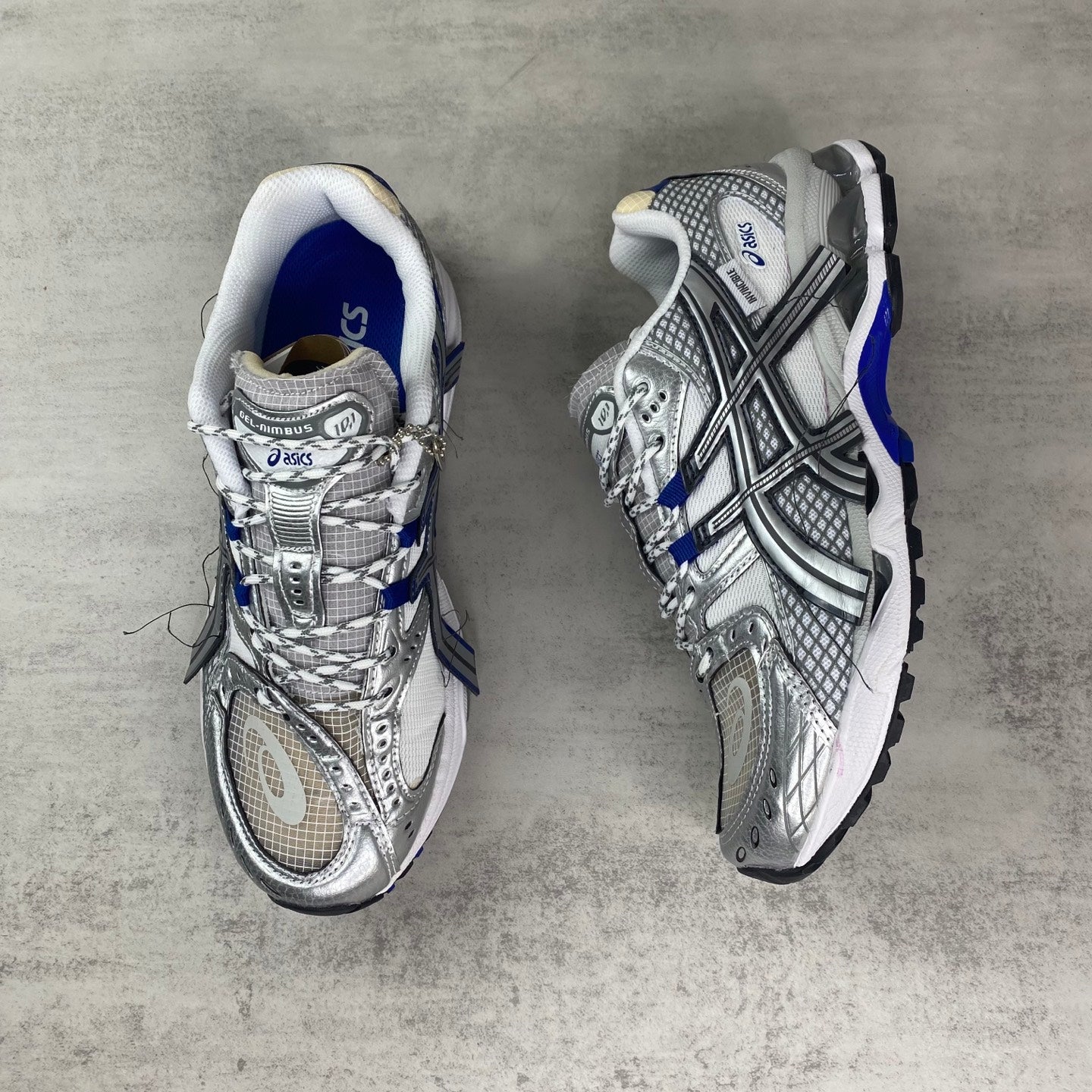 INVINCIBLE x ASICS GEL-NIMBUS 10.1