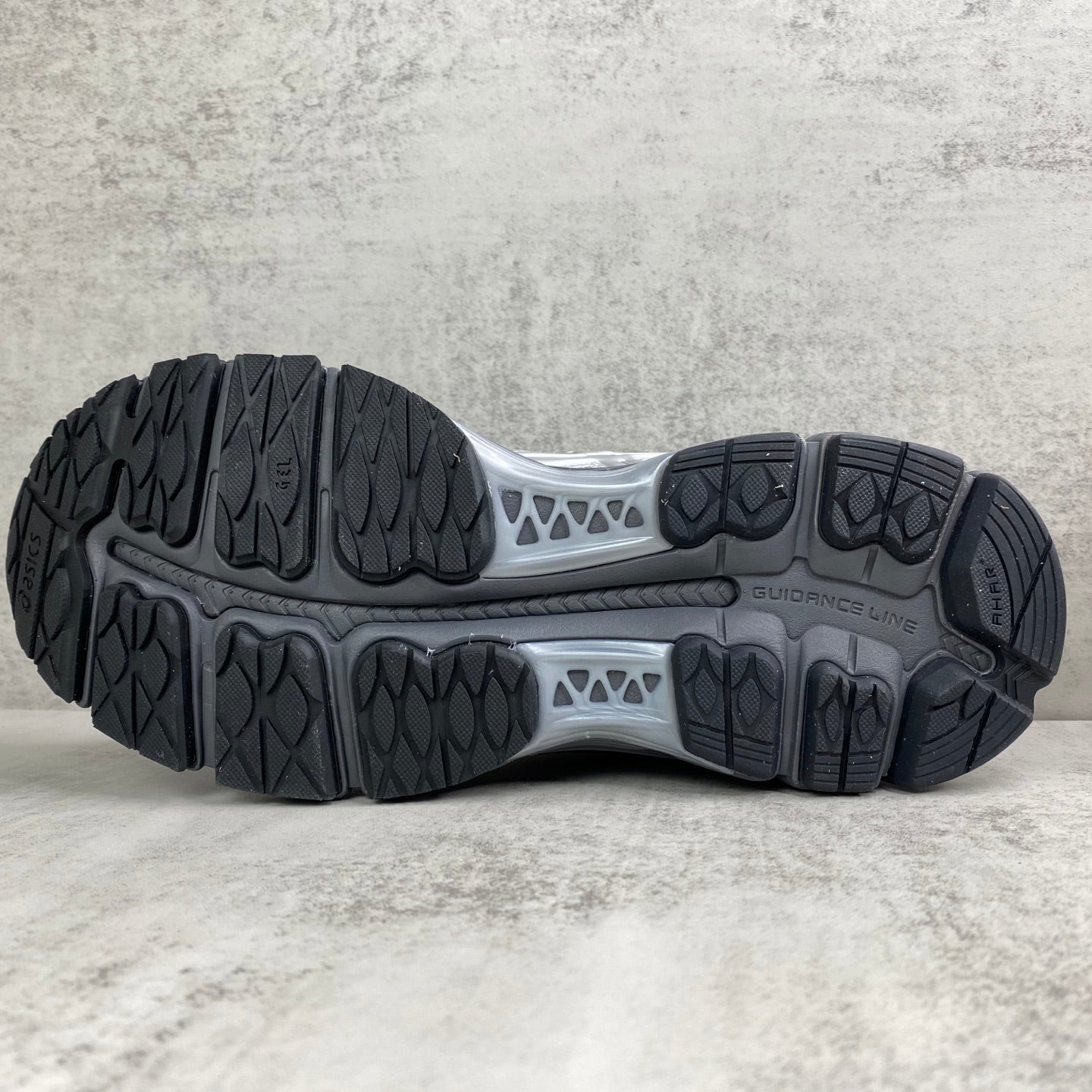 KITH x ASICS GEL-KAYANO 12.1