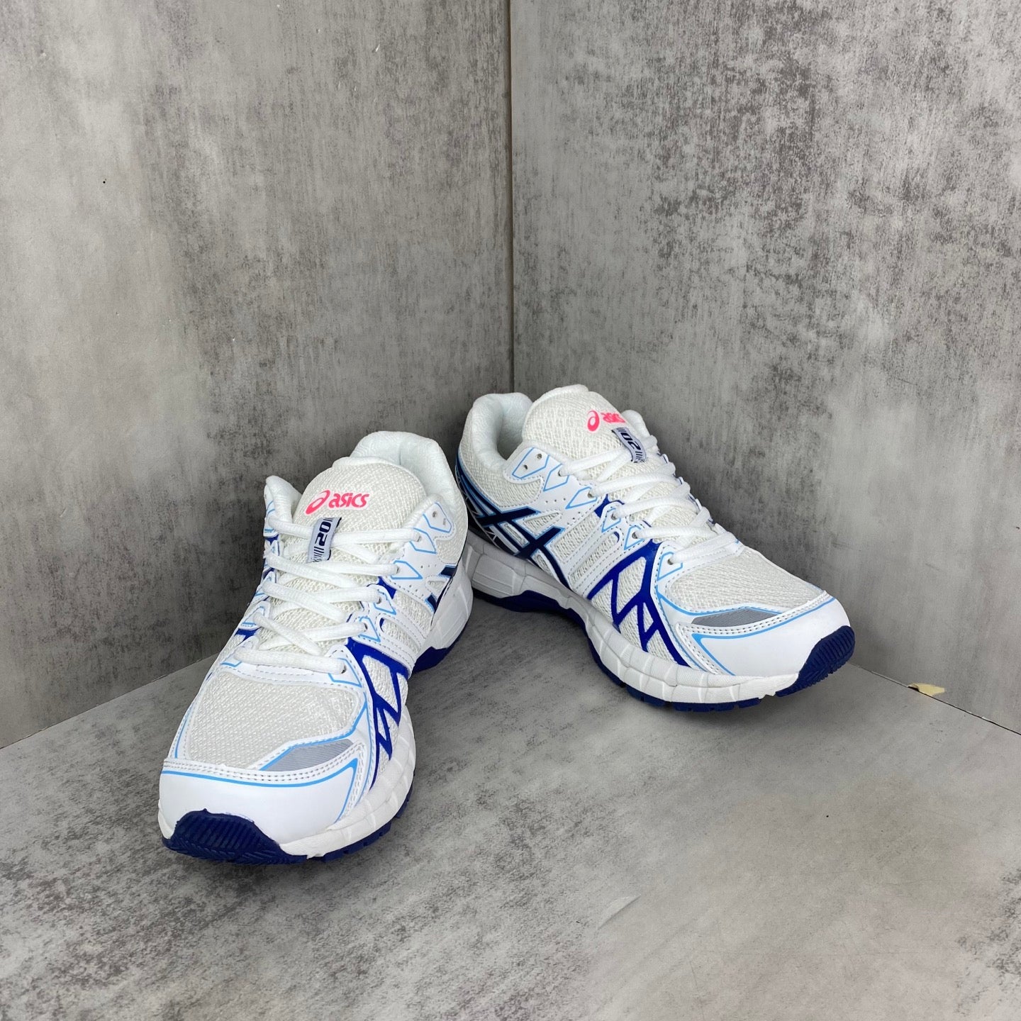 ASICS GEL-KAYANO 20