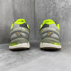 ASICS GEL-KAYANO 20
