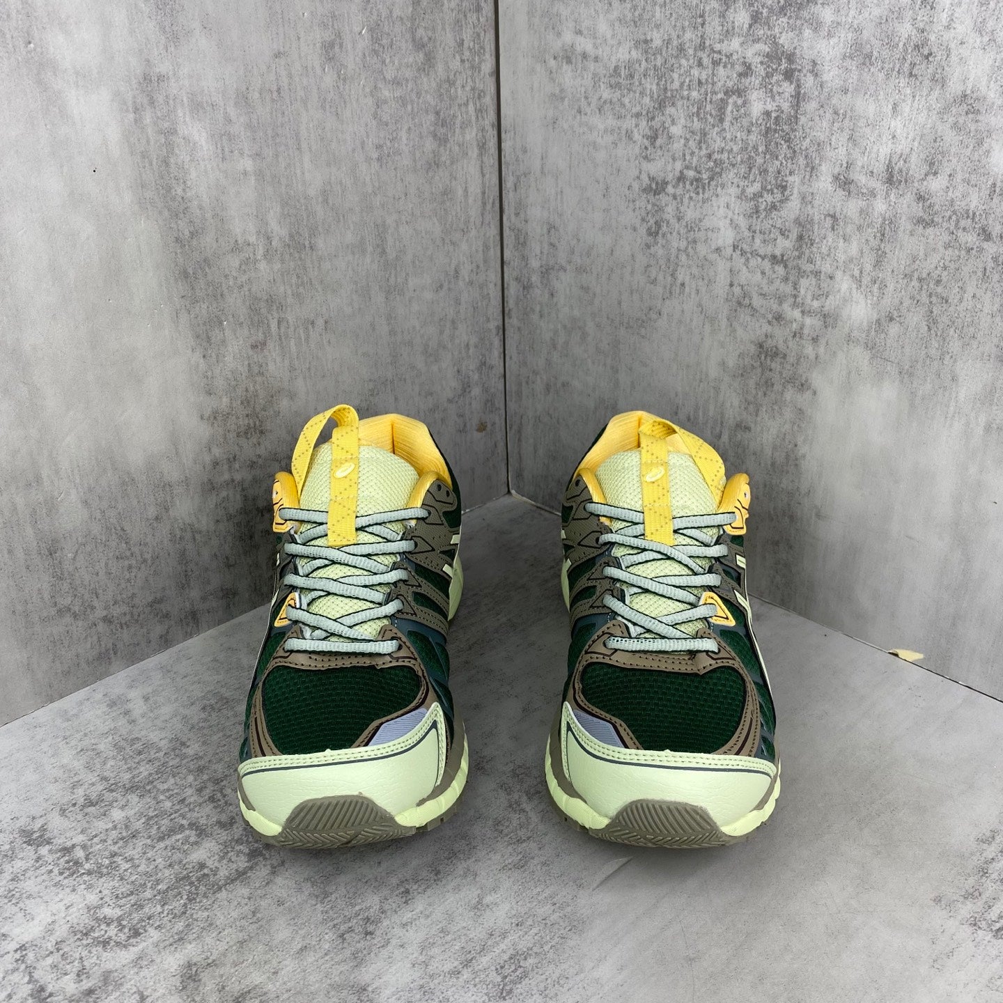 ASICS GEL-KAYANO 20