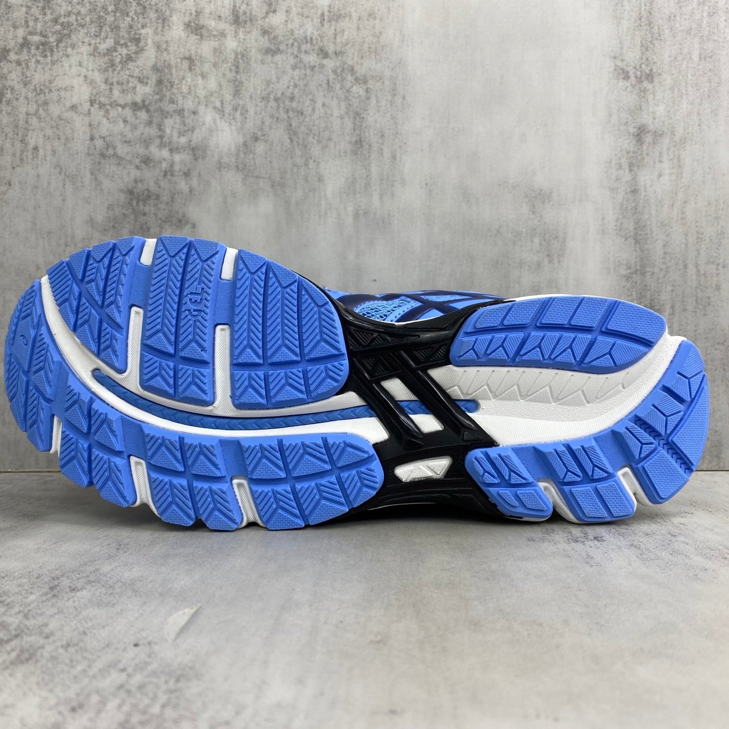 ASICS GEL-KAYANO 20