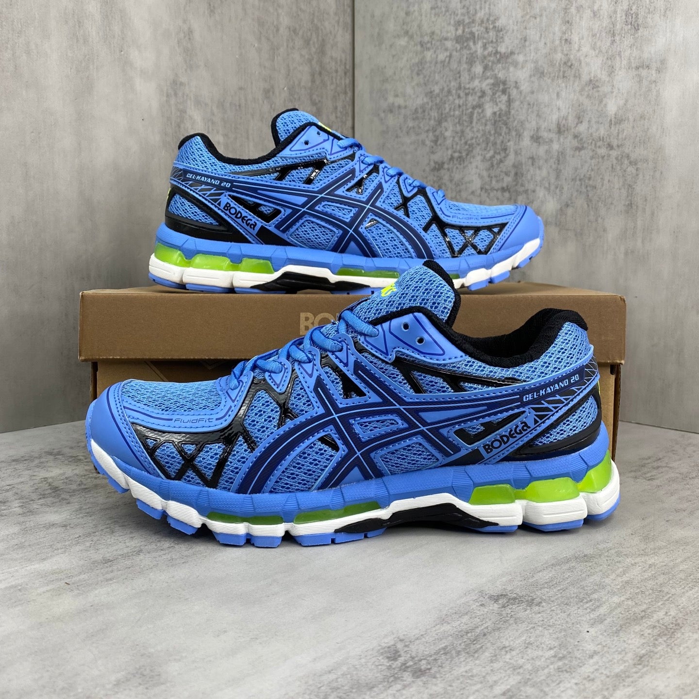 ASICS GEL-KAYANO 20
