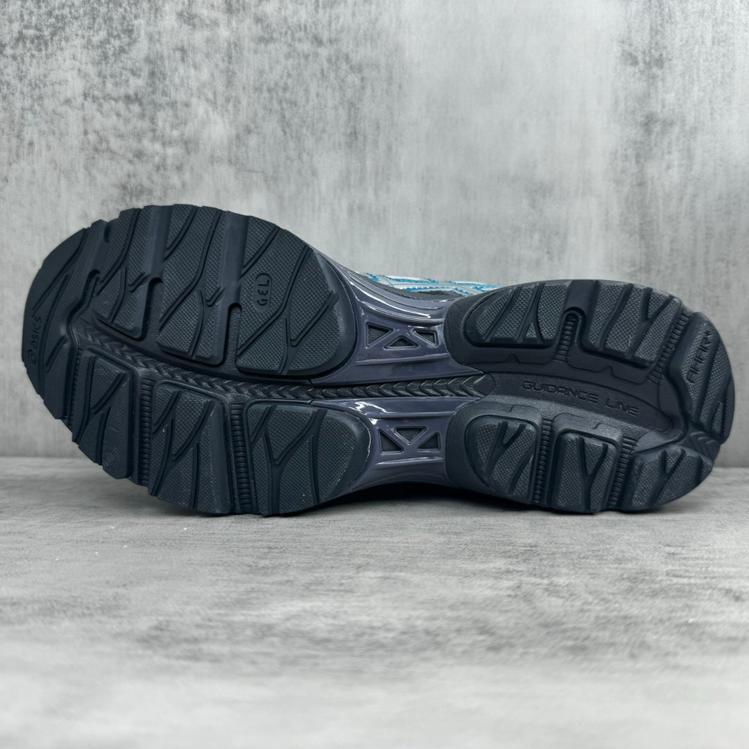 ASICS-GEL FLUX