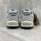 ASICS GEL-KAYANO 28
