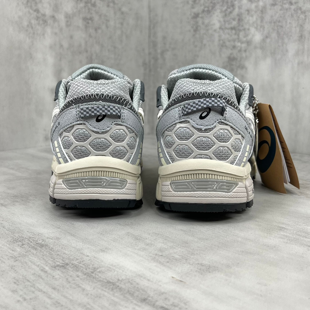 ASICS GEL-KAYANO 28