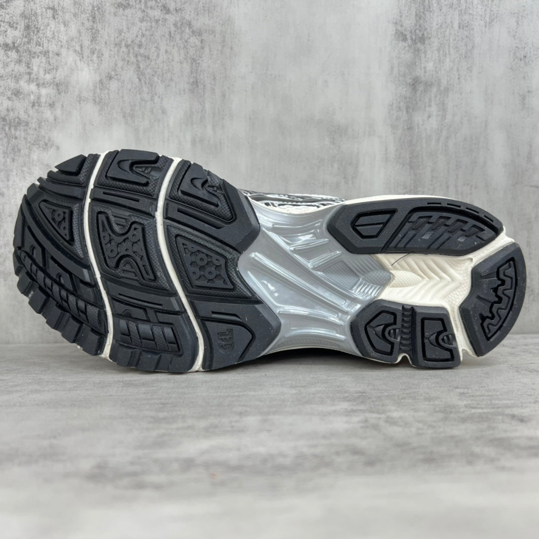 ASICS GEL-KAYANO 14