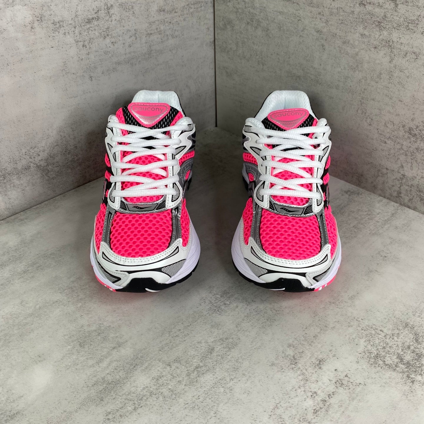 SAUCONY OMNI 9