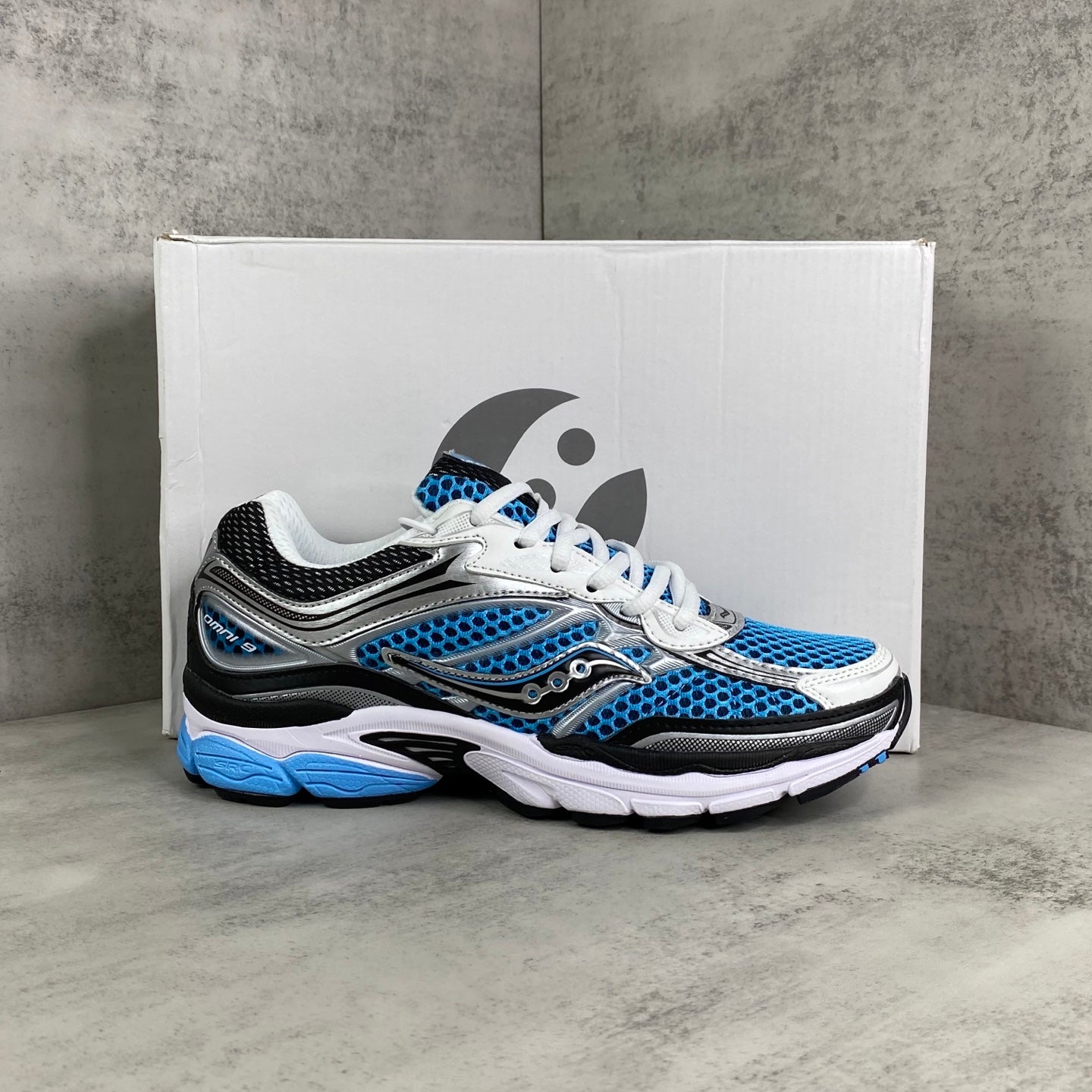 SAUCONY OMNI 9