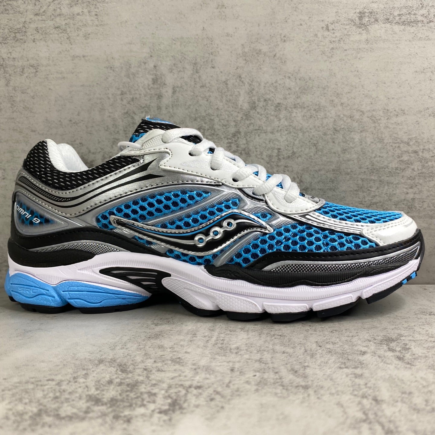 SAUCONY OMNI 9