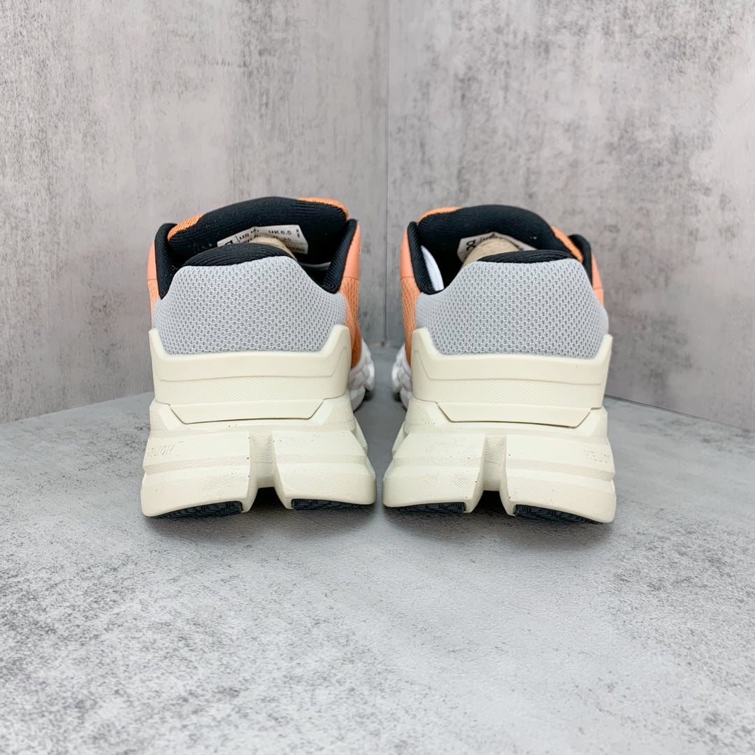 ON RUNNING CLOUD