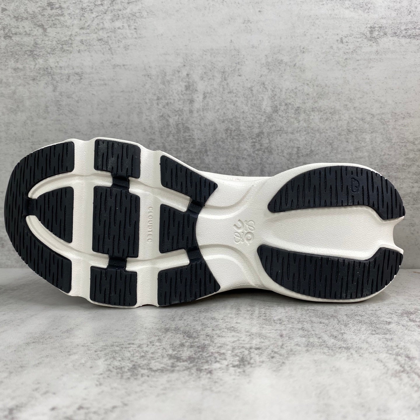 ON x LOEWE